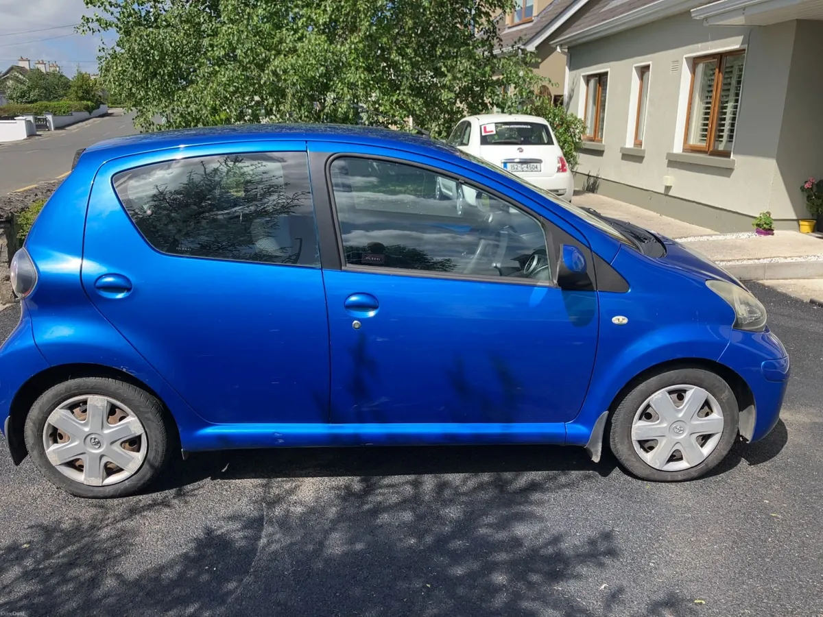 Toyota Aygo 2011 - Image 4