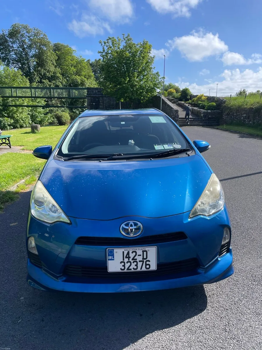 Car - Image 1