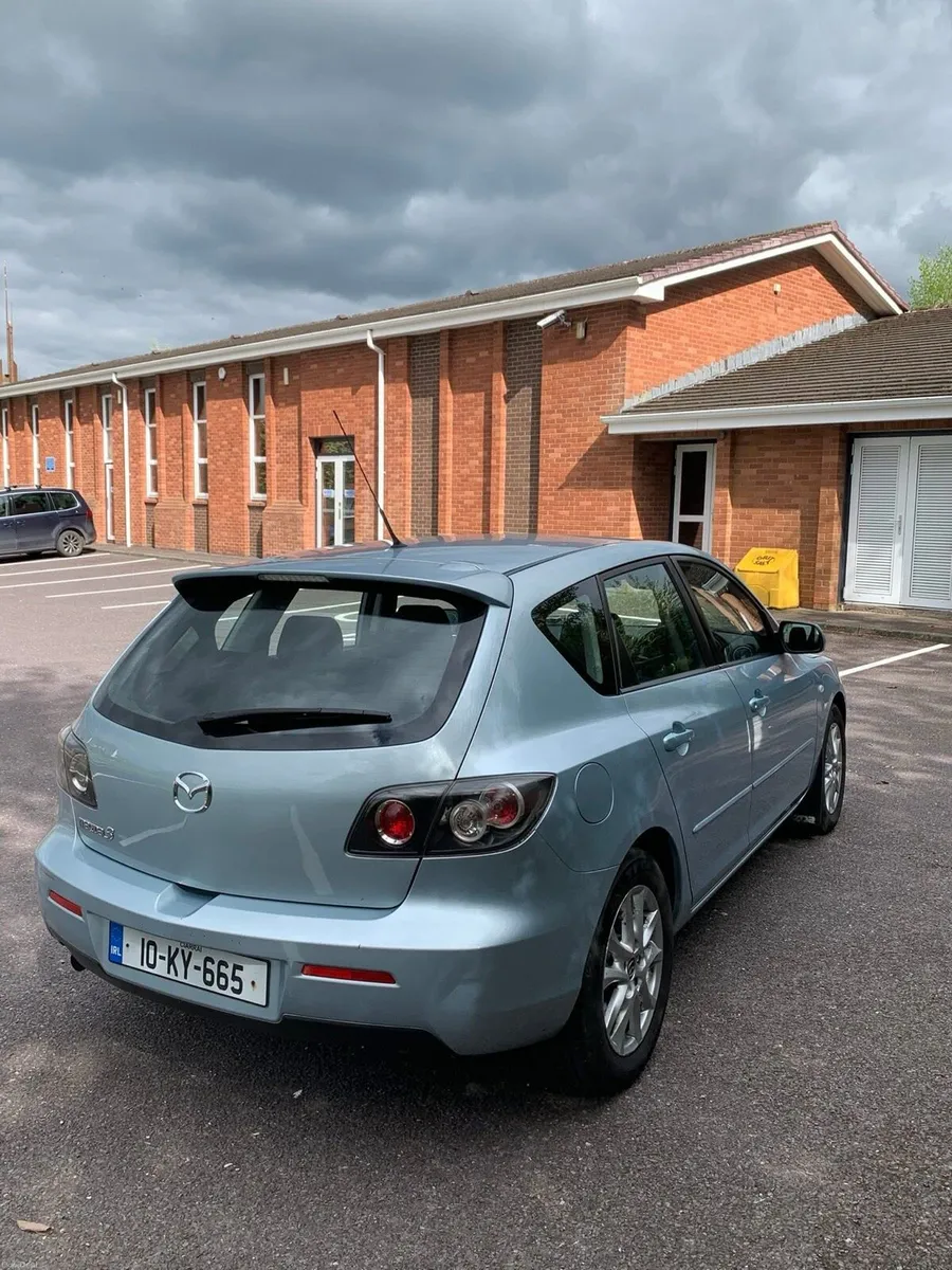 Mazda 3 2010 - Image 1