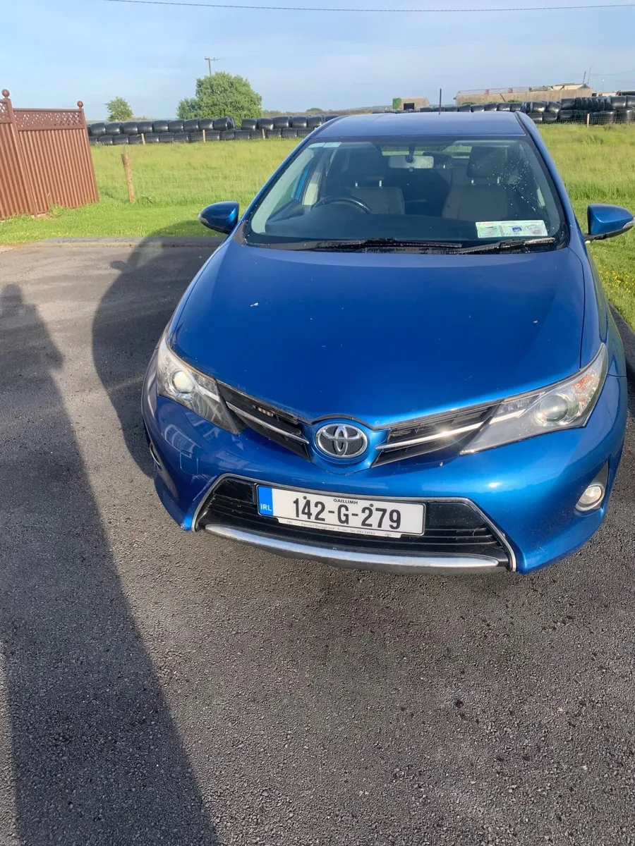 Toyota Auris very good condition - Image 4