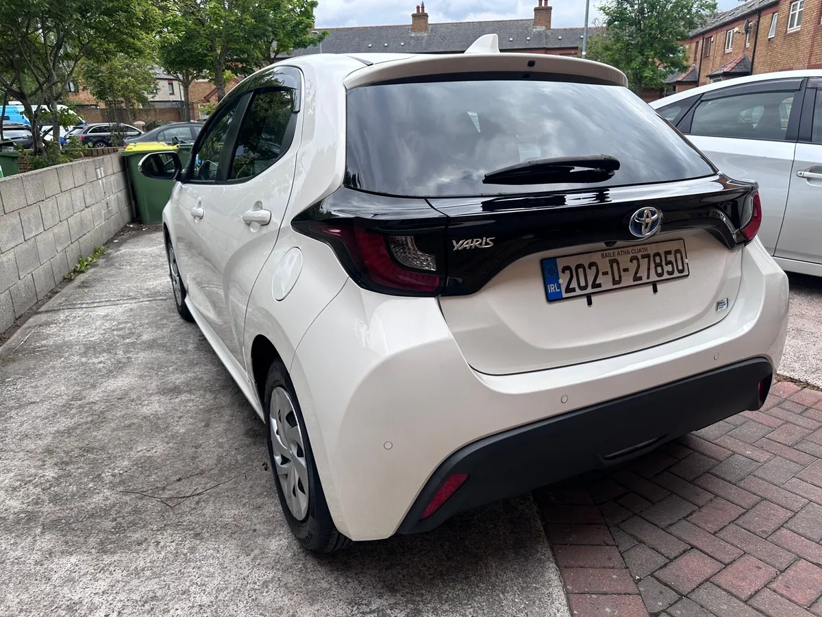 Toyota Yaris 2020 Hybrid - Image 4
