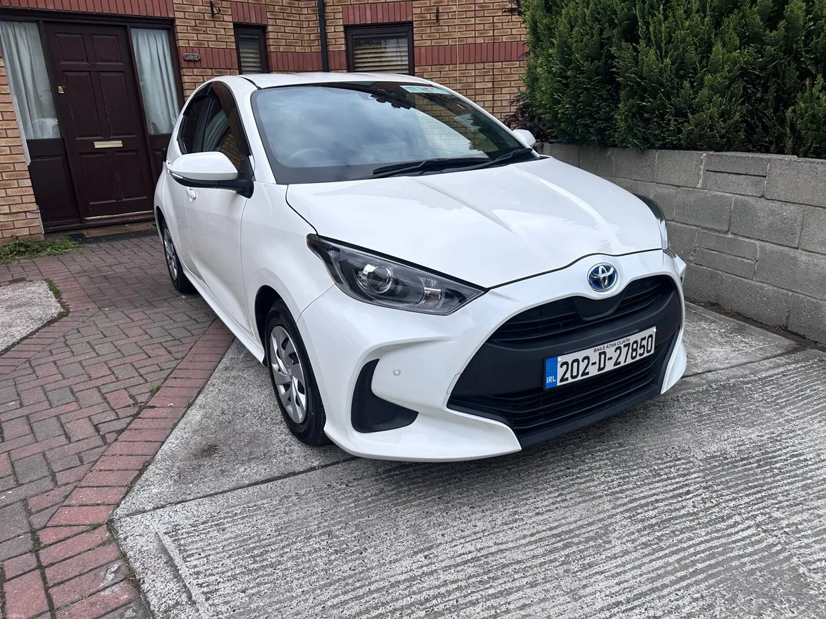 Toyota Yaris 2020 Hybrid - Image 1
