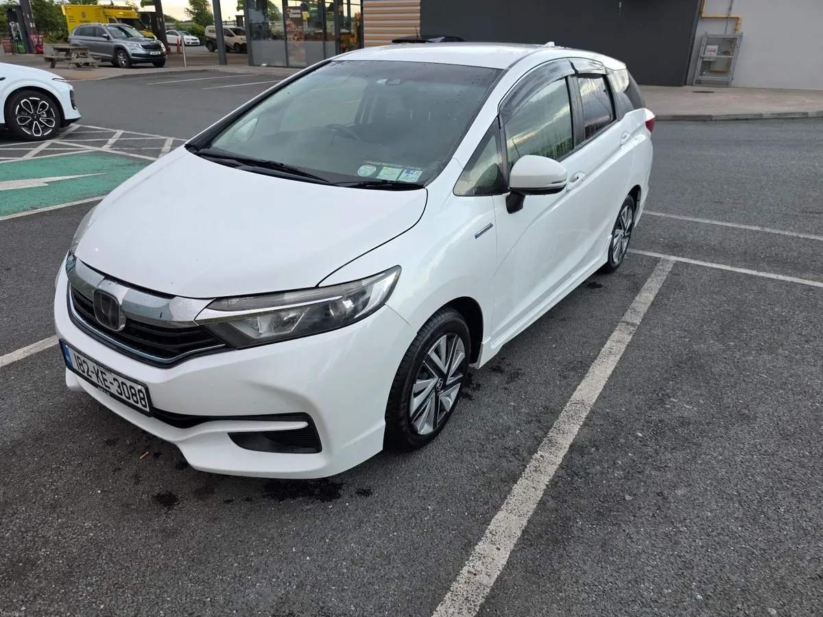 Honda Shuttle Hybrid 1.5 L 2018 - Image 2