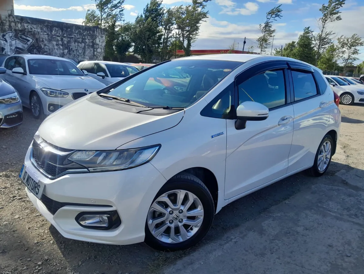 Honda Fit 1.5L Petrol HYBRID Auto Low mileage (561 - Image 3