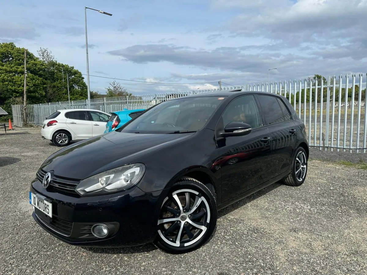 Volkswagen Golf 1.4L Petrol Automatic Full Leather - Image 2
