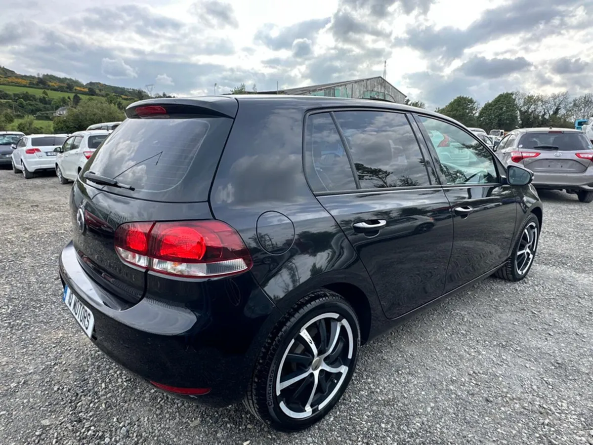 Volkswagen Golf 1.4L Petrol Automatic Full Leather - Image 3