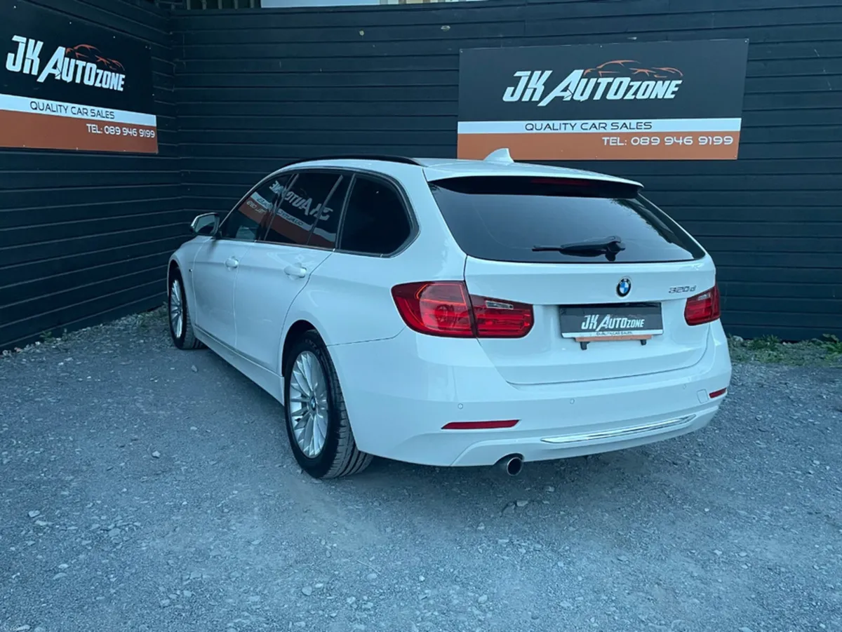 BMW 3-Series 320D TOURING LUXURY - Image 4