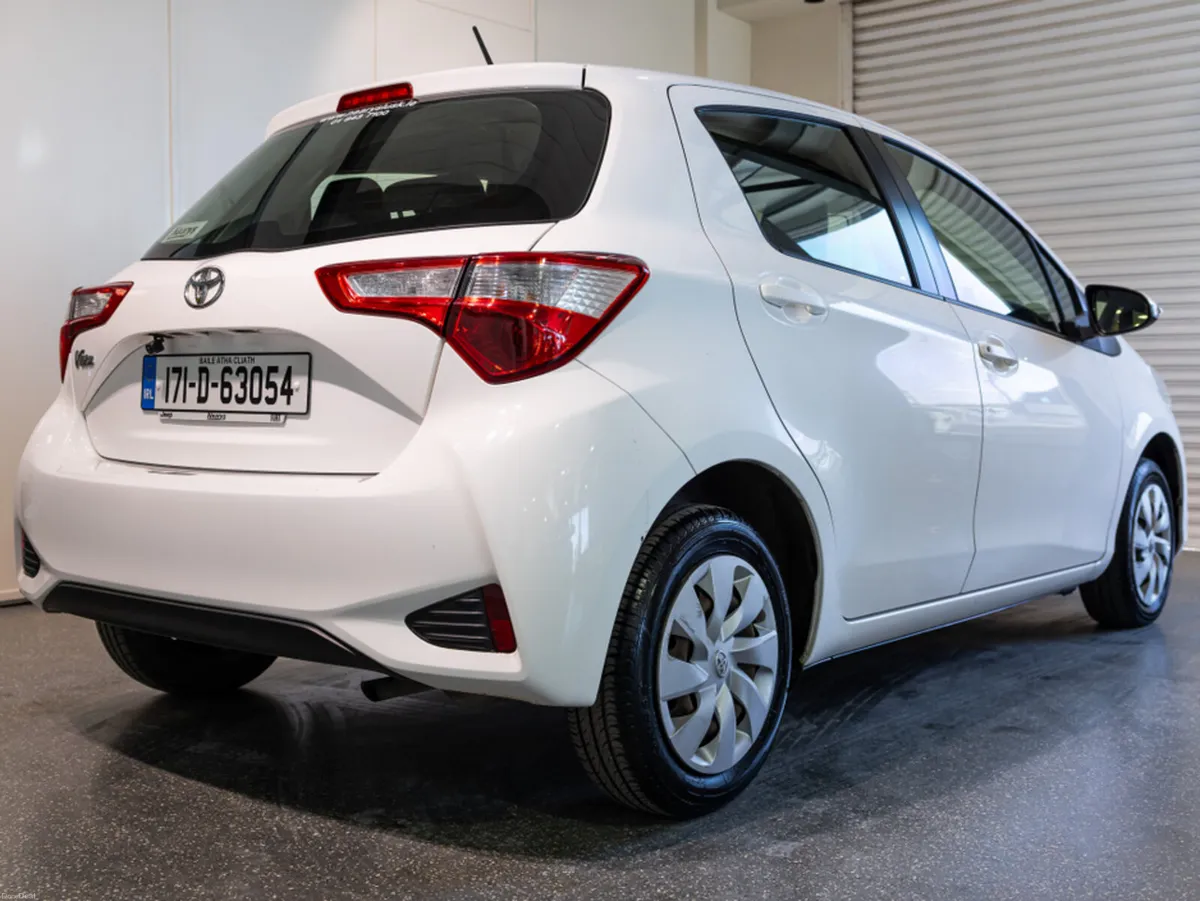 Toyota Vitz DBA-KSP130 5DR AUTO - Image 4
