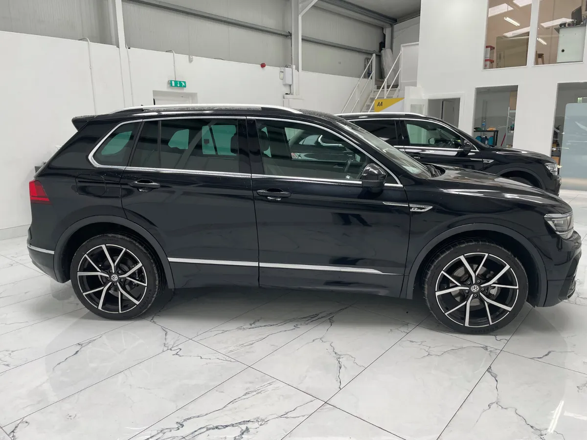 2019 Volkswagen Tiguan R-Line 4 Motion Dsg. - Image 2