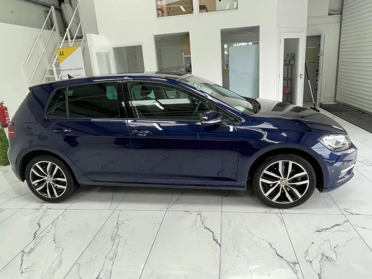 Volkswagen Golf Highline 1.2 Tsi Dsg - Image 2