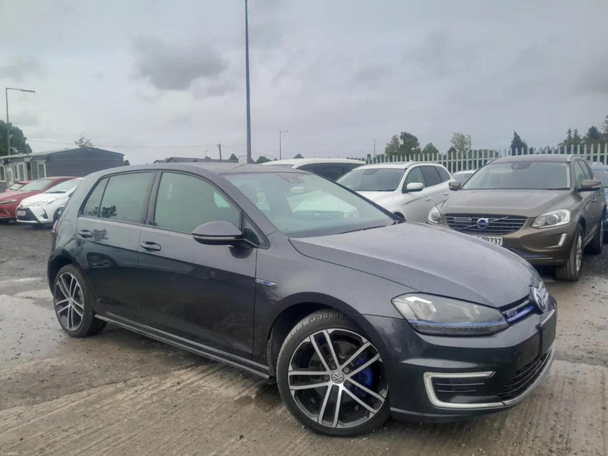Volkswagen Golf 1.4L  Automatic Petrol Hybrid Plug - Image 1
