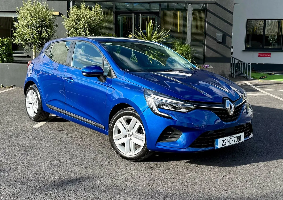 2022 Renault Clio 03-28 NCT 95000KM - Image 1
