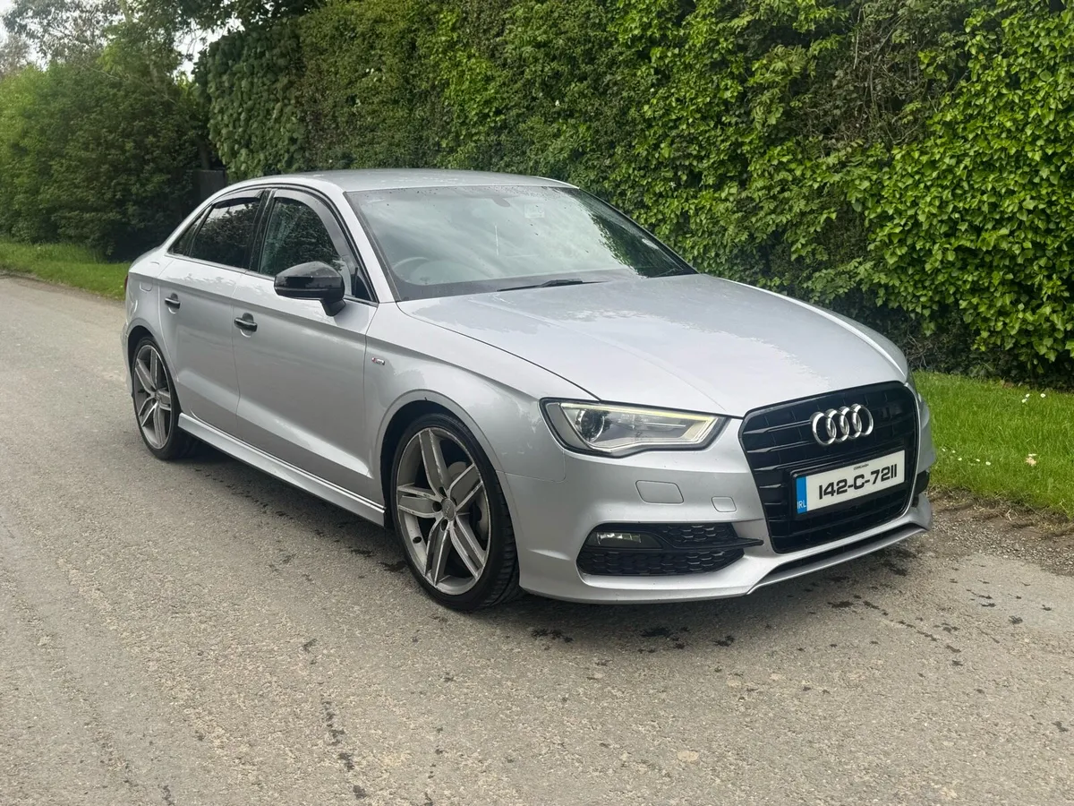 2014 2.0tdi AUDI A3 SALOON BLACK EDITION SLINE - Image 4