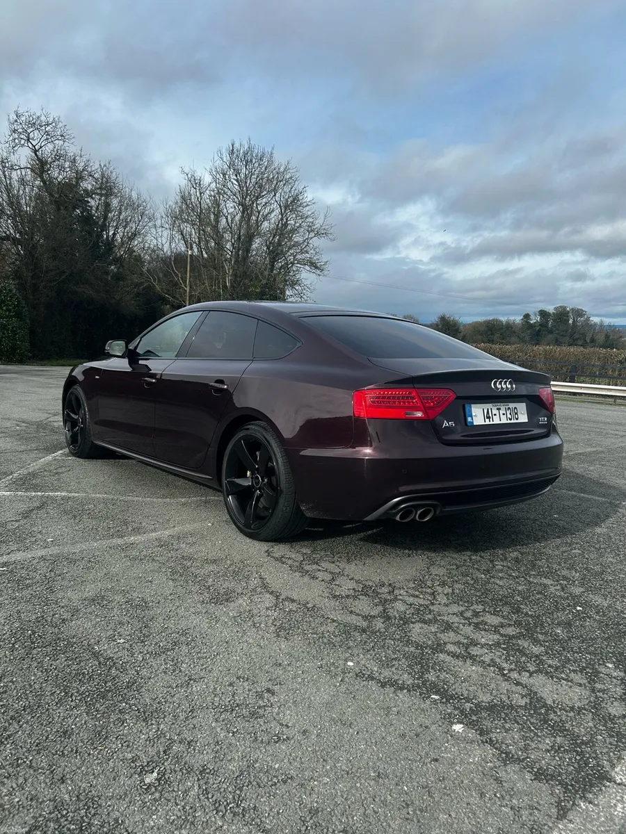 Audi A5 S-Line Quattro Black Edition - Image 2