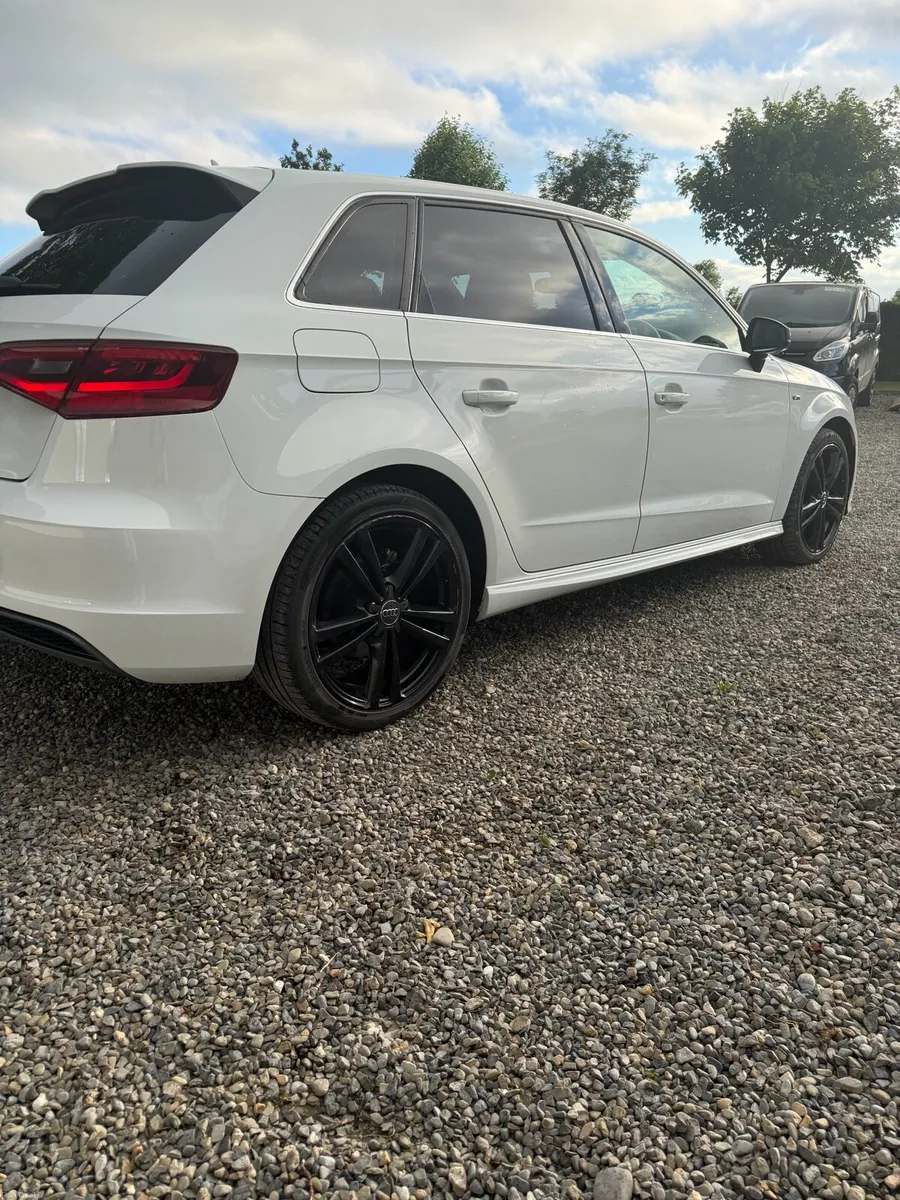 2014 Audi A3 S-Line | 5 Door | 1.6 TDI - Image 4