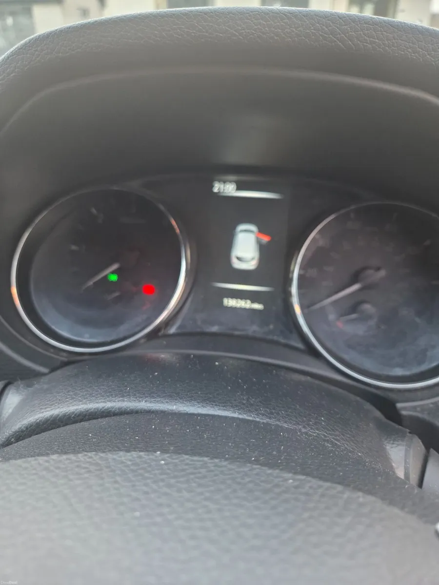 Nissan Qashqai 2015 - Image 4