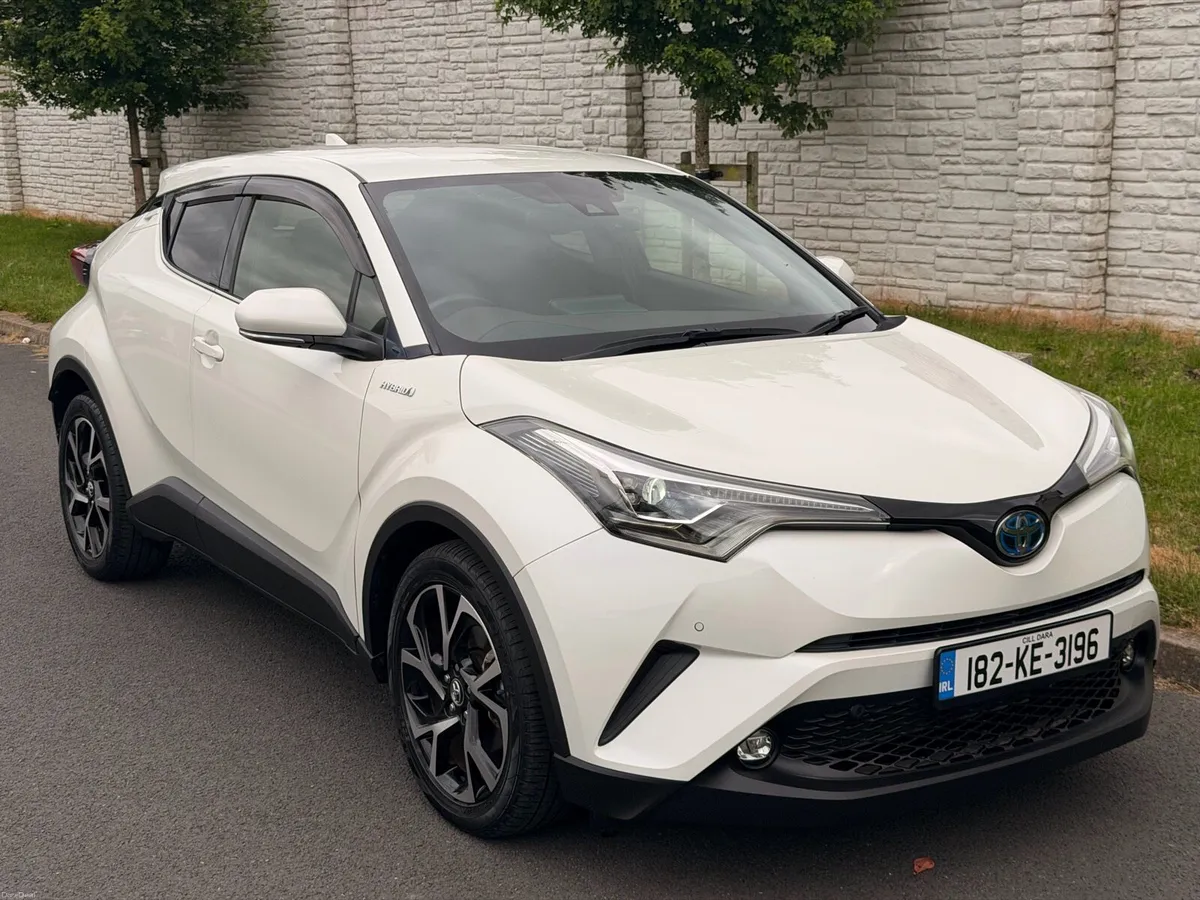 182 Toyota CHR Hybrid **High Spec** - Image 4