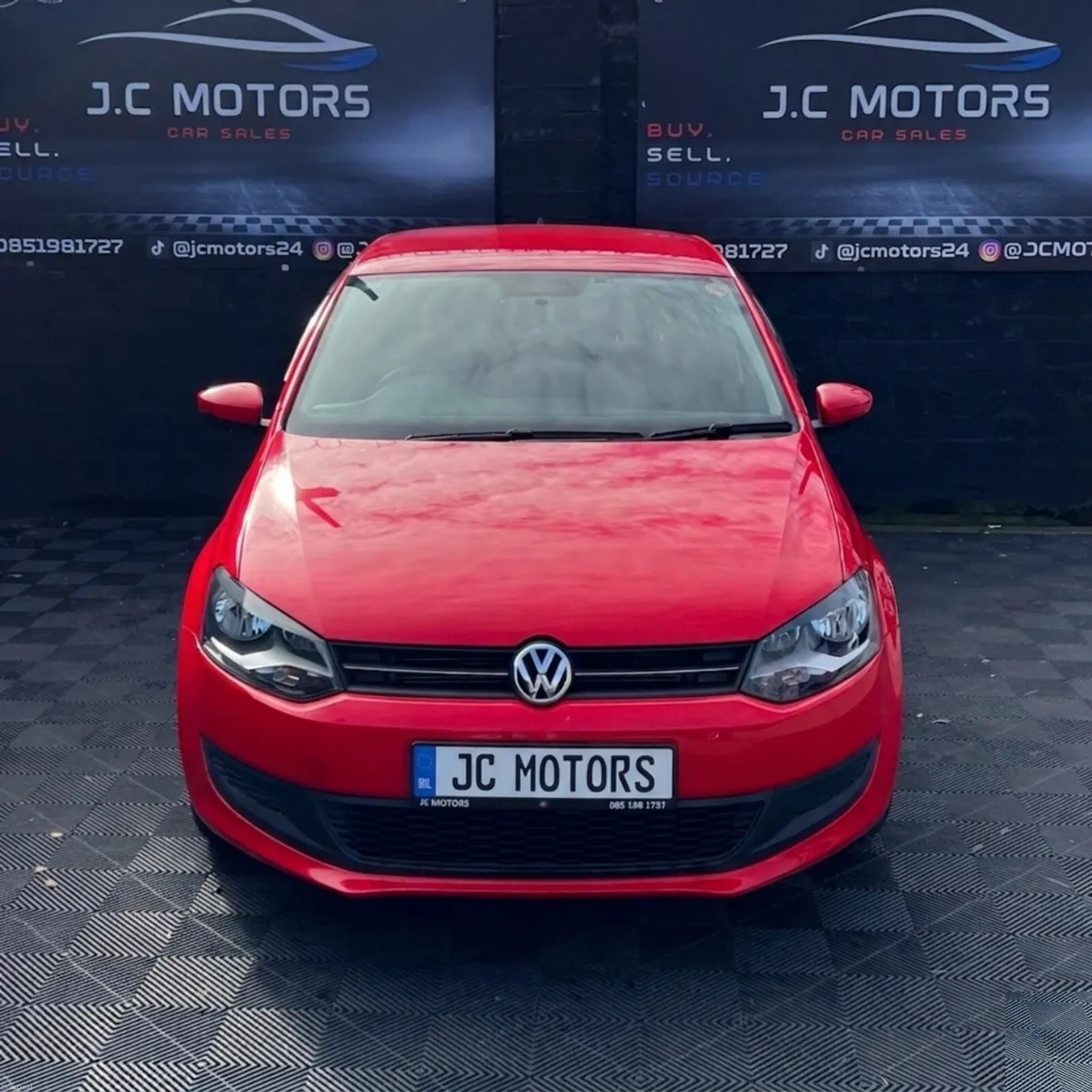 2013 VW Polo 31km (Automatic) - Image 2