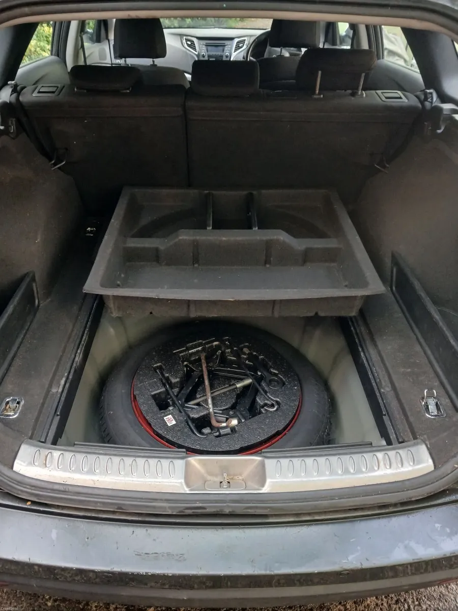 Hyundai i40 2013 NCT May 2027 - Image 3