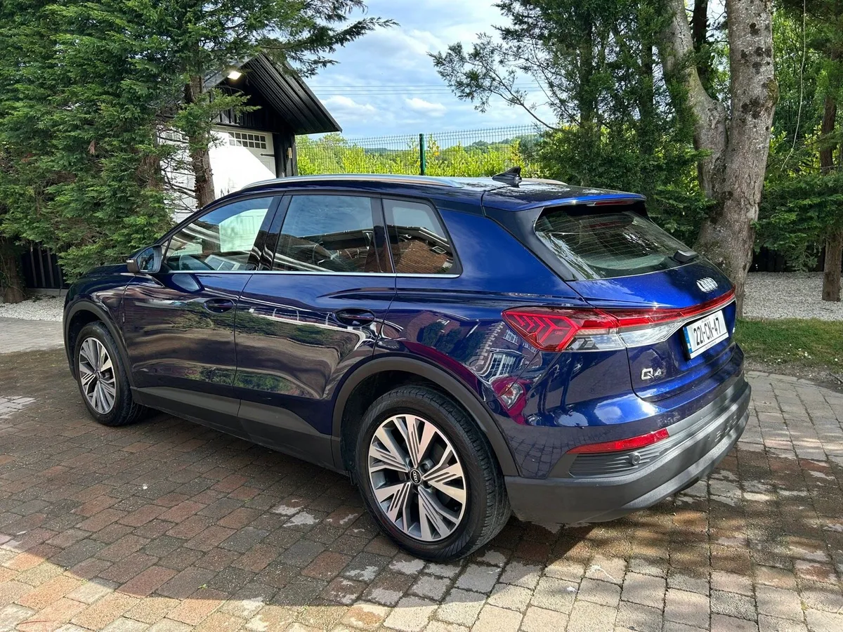 Audi Q4 ETron 40 Advance (Long Range) only €24250 - Image 2