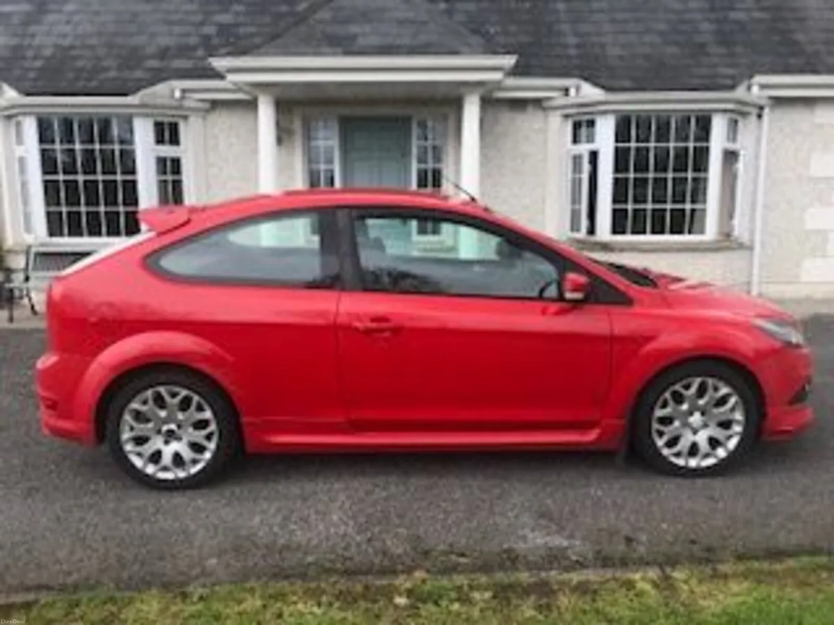 Ford Focus - 2010 - 1.6L - Tax and NCT - Image 3