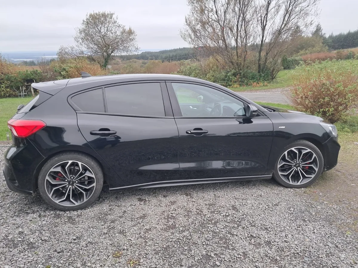 Ford Focus 2019 - Image 1