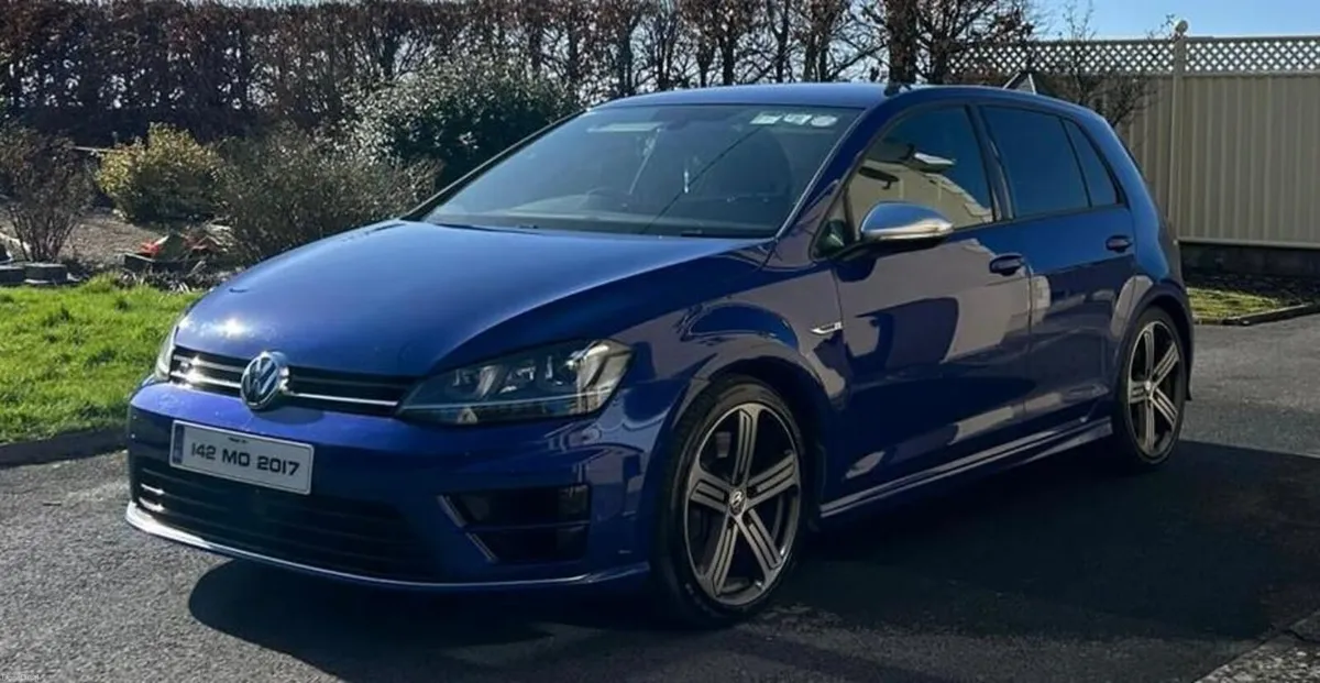 🔥 2014 Volkswagen Golf R – Blue🔥 - Image 1