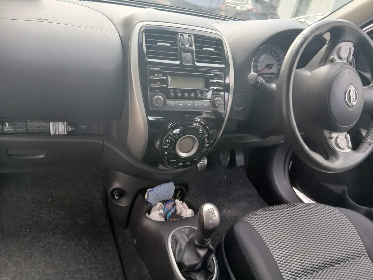 Car - Image 3