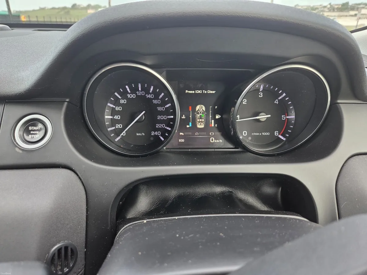 Land Rover Discovery 2015 - Image 3