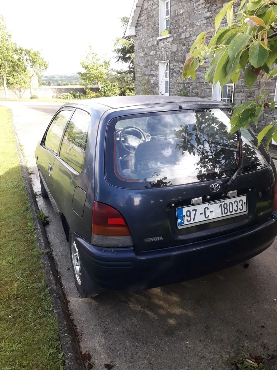 Toyota Starlet 1997 - Image 4