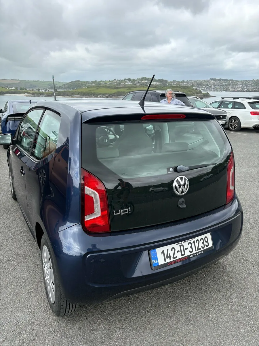 VW Up! 1.0 Automatic — 142 — 90,000km - Image 3