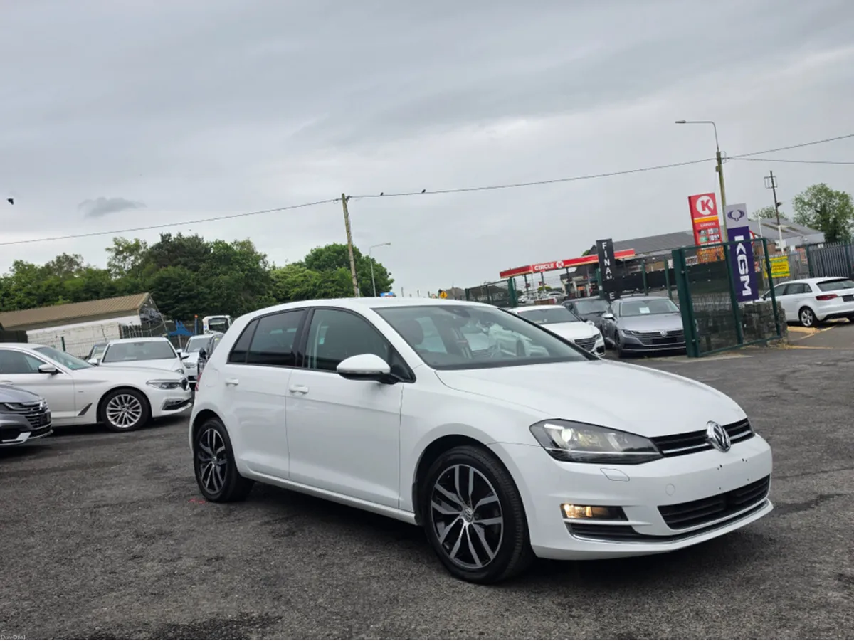 Volkswagen Golf 1.4 TSI AUTOMATIC - REVERSE CAMERA - Image 3