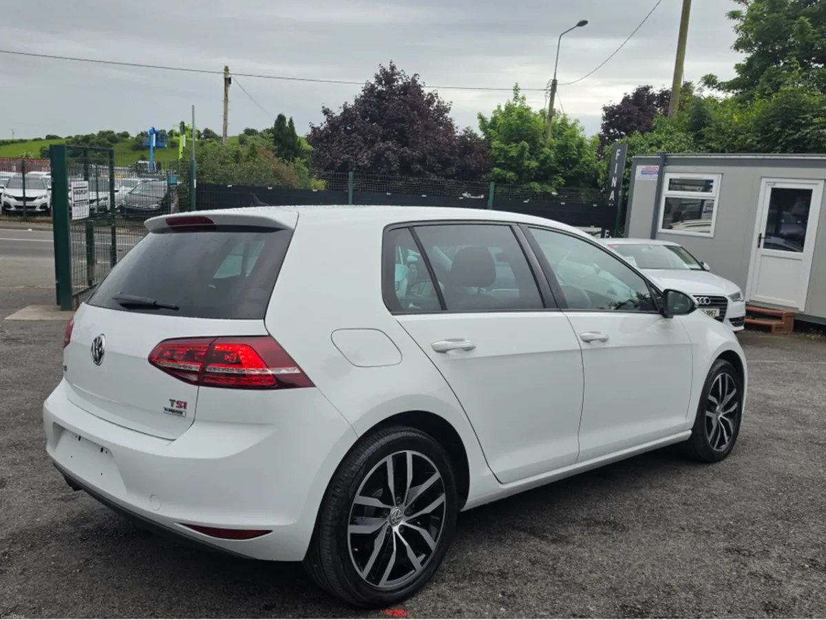 Volkswagen Golf 1.4 TSI AUTOMATIC - REVERSE CAMERA - Image 4