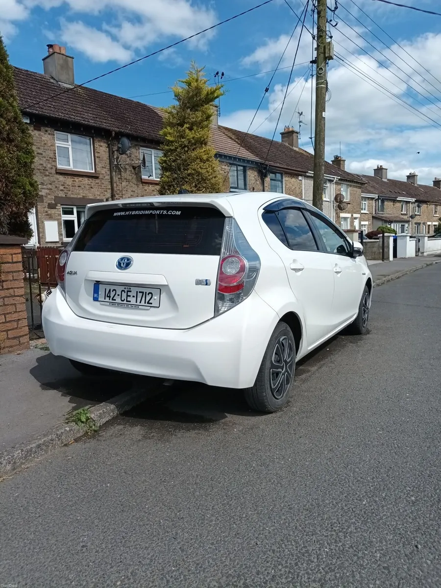 Toyota Aqua 2014 - Image 4