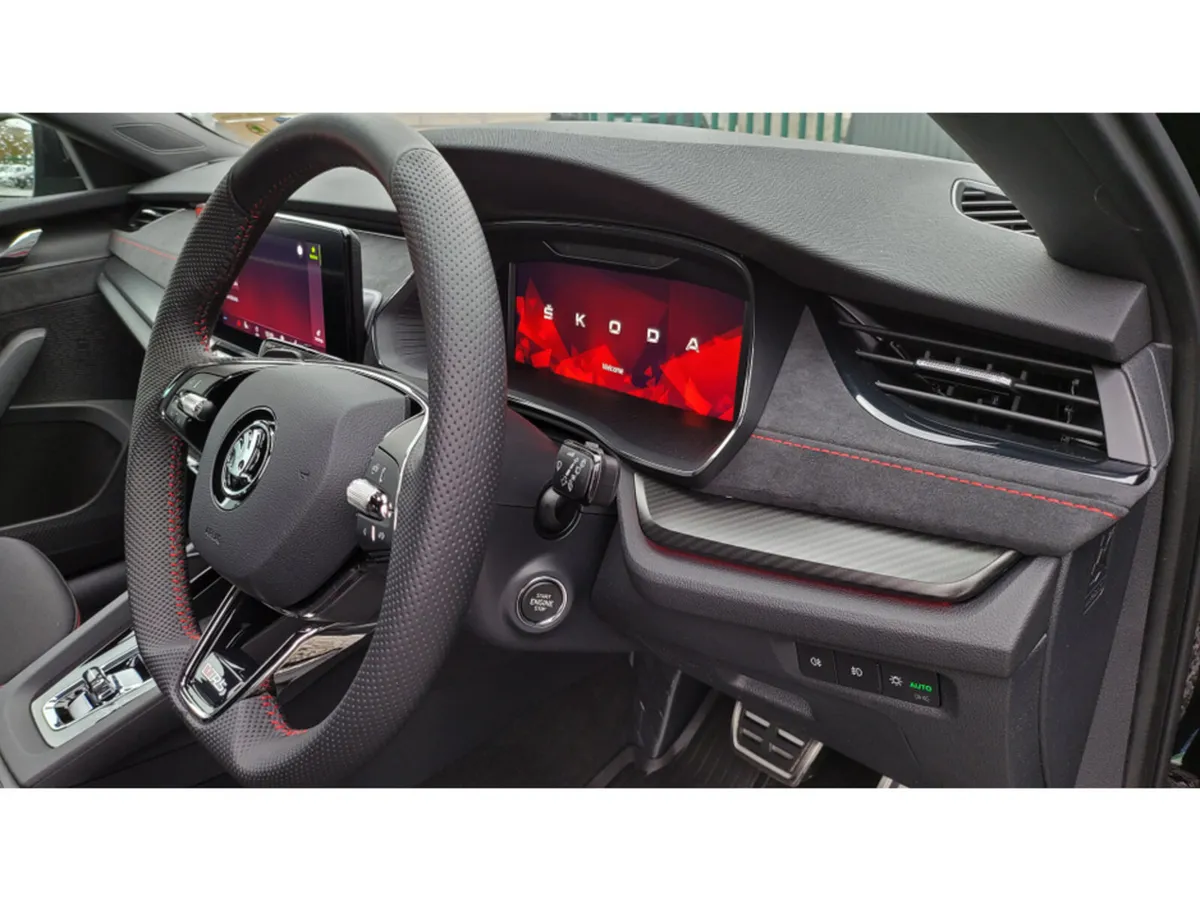Skoda Octavia RS COMBI RS 1.4 TSI 245HP IV AUTO-€1 - Image 2