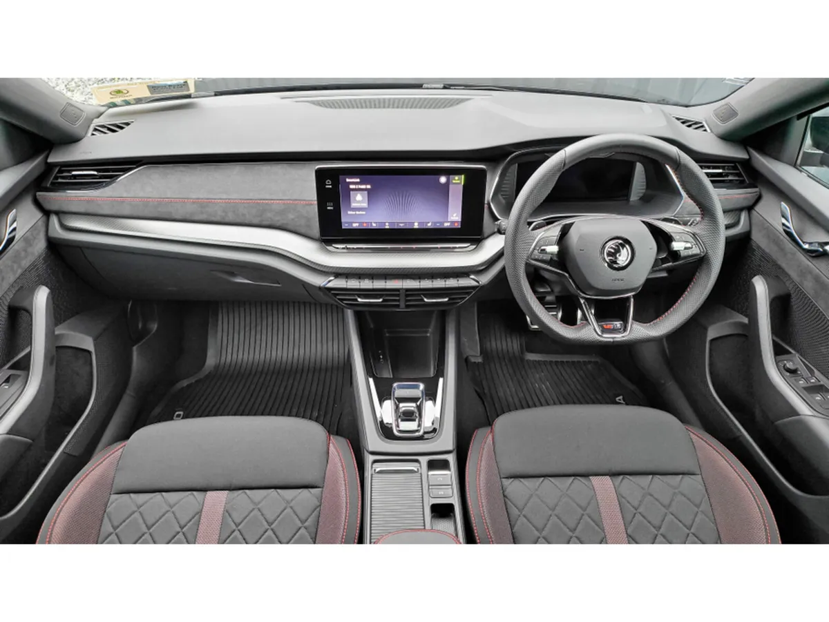 Skoda Octavia RS COMBI RS 1.4 TSI 245HP IV AUTO-€1 - Image 4