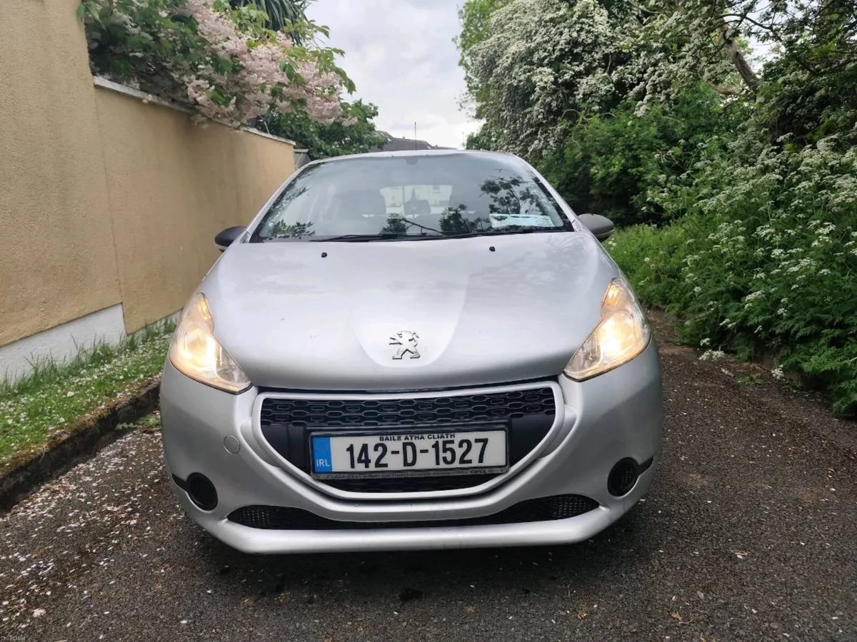 2014 Peugeot 208 Diesel - Image 2