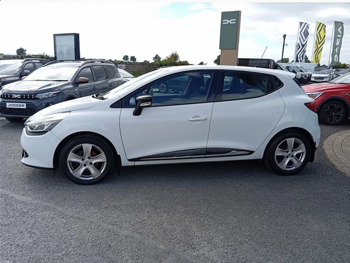 Renault Clio 1.2 16V 75 DYNAMIQUE NAV - Image 4