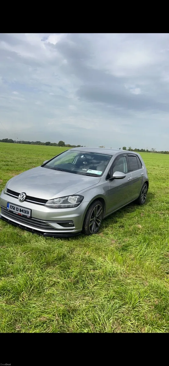 Volkswagen Golf 2017 - Image 2