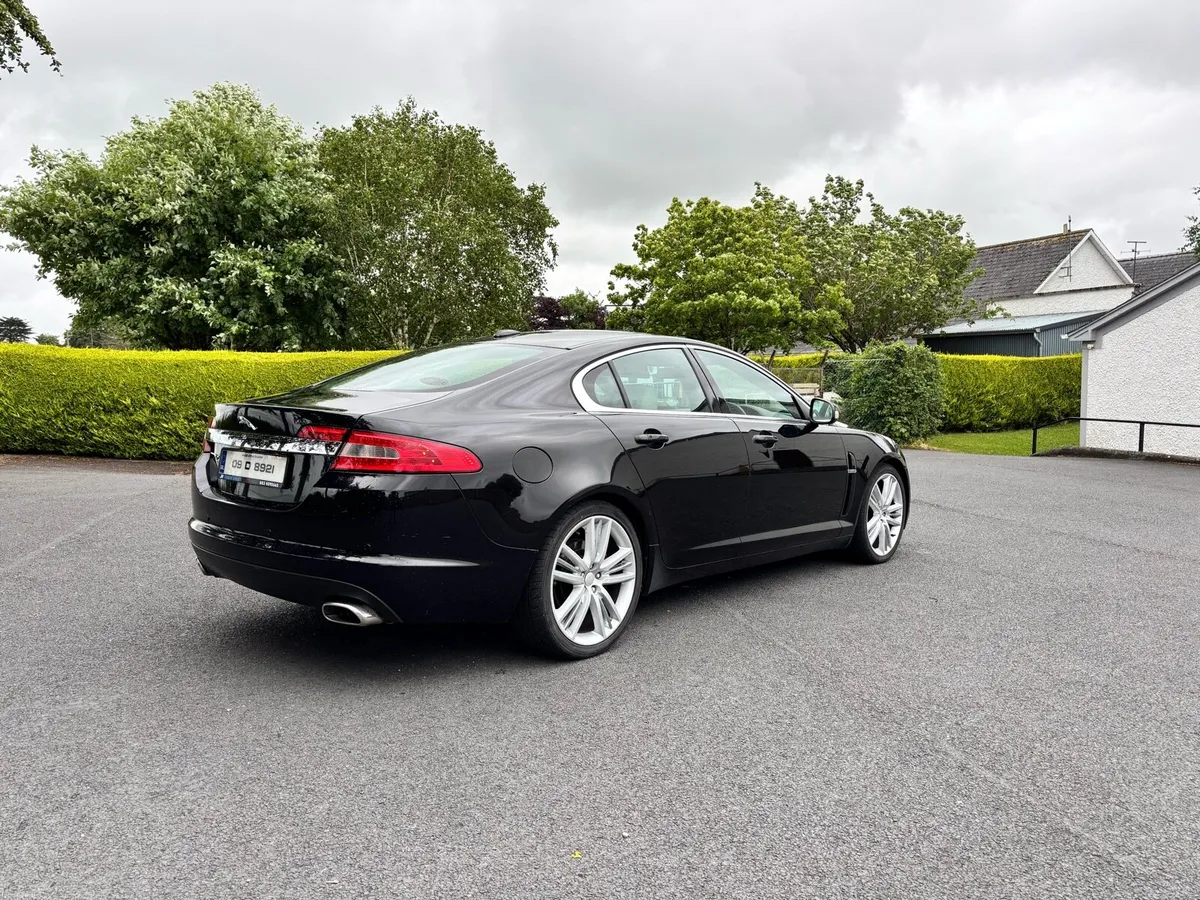 Jaguar XF - Image 3