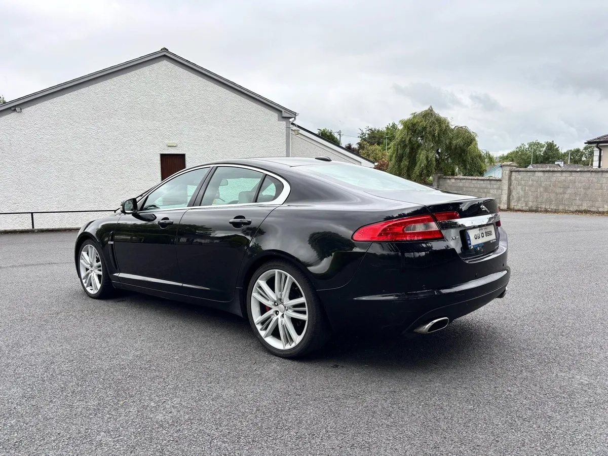 Jaguar XF - Image 5