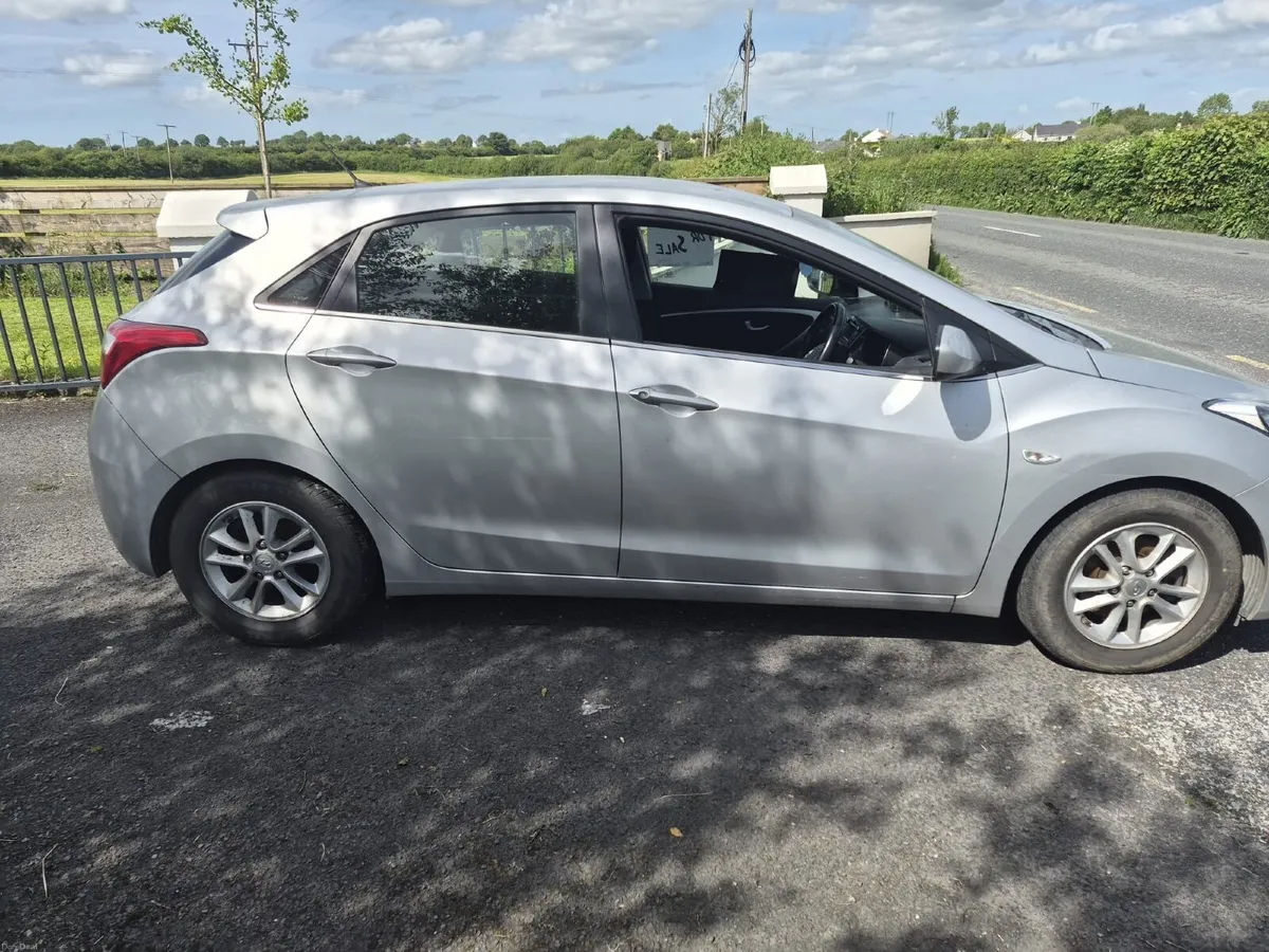 Hyundai i30 2016 - Image 2