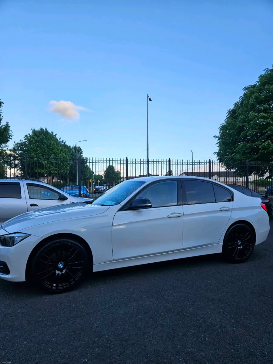 Bmw f30 318i 2017 New nct - Image 2