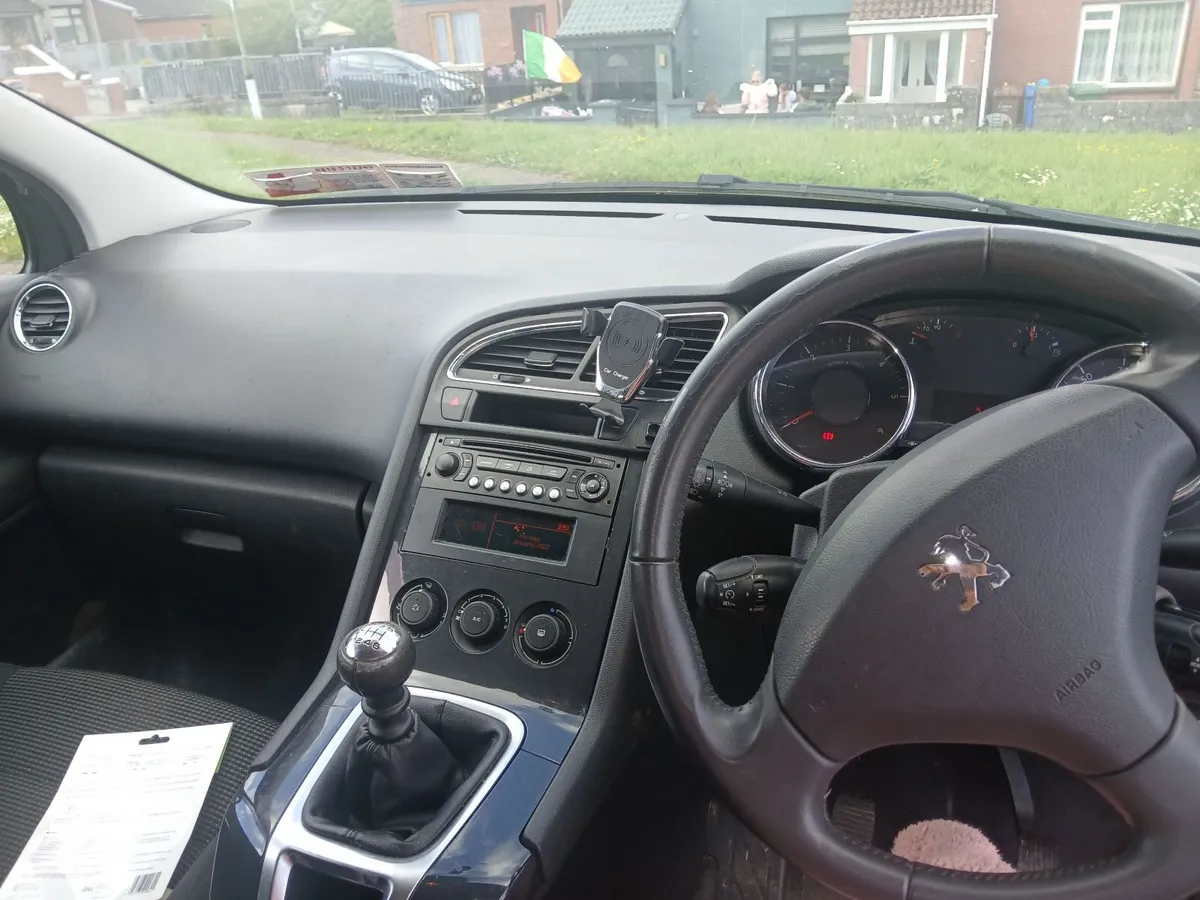 Peugeot 5008 2010 - Image 4