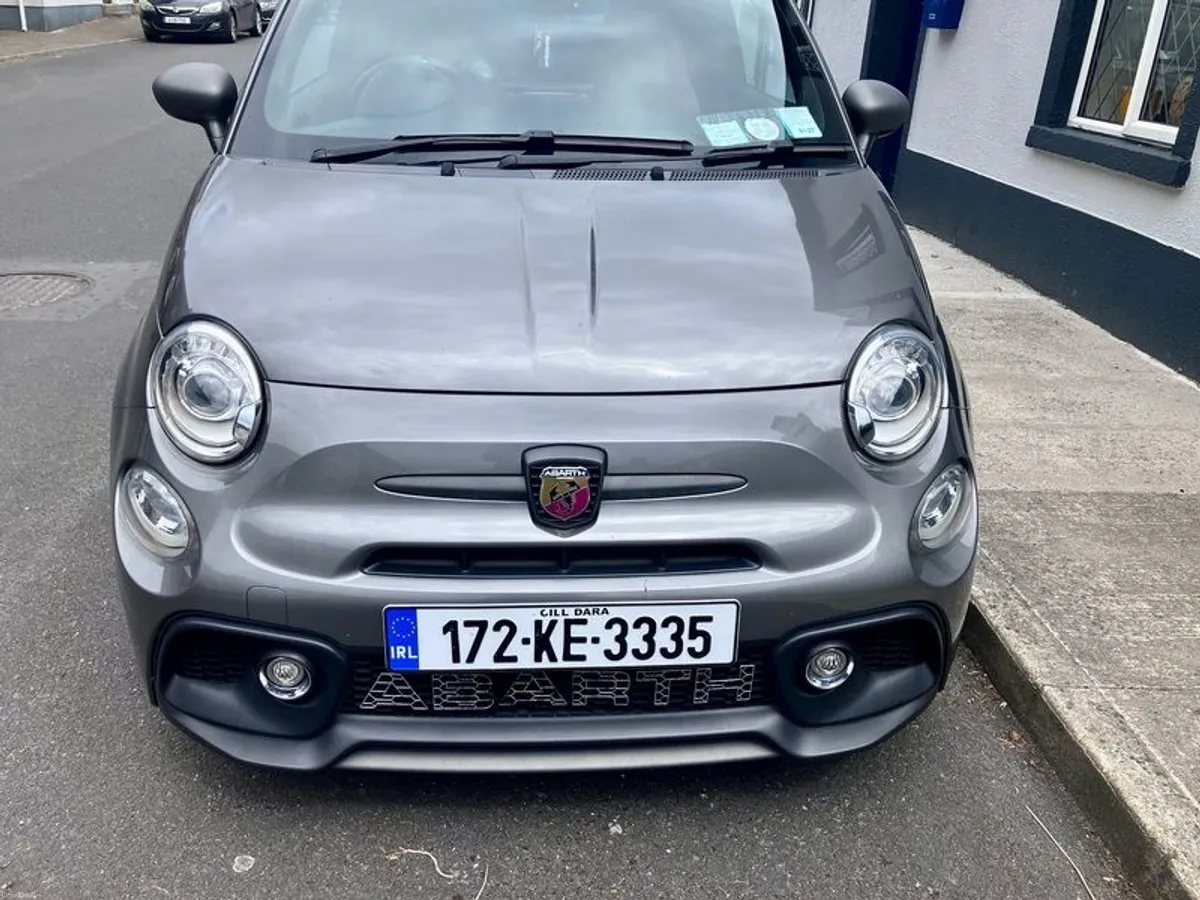 2017 Abarth 595 Competitzione - Image 3