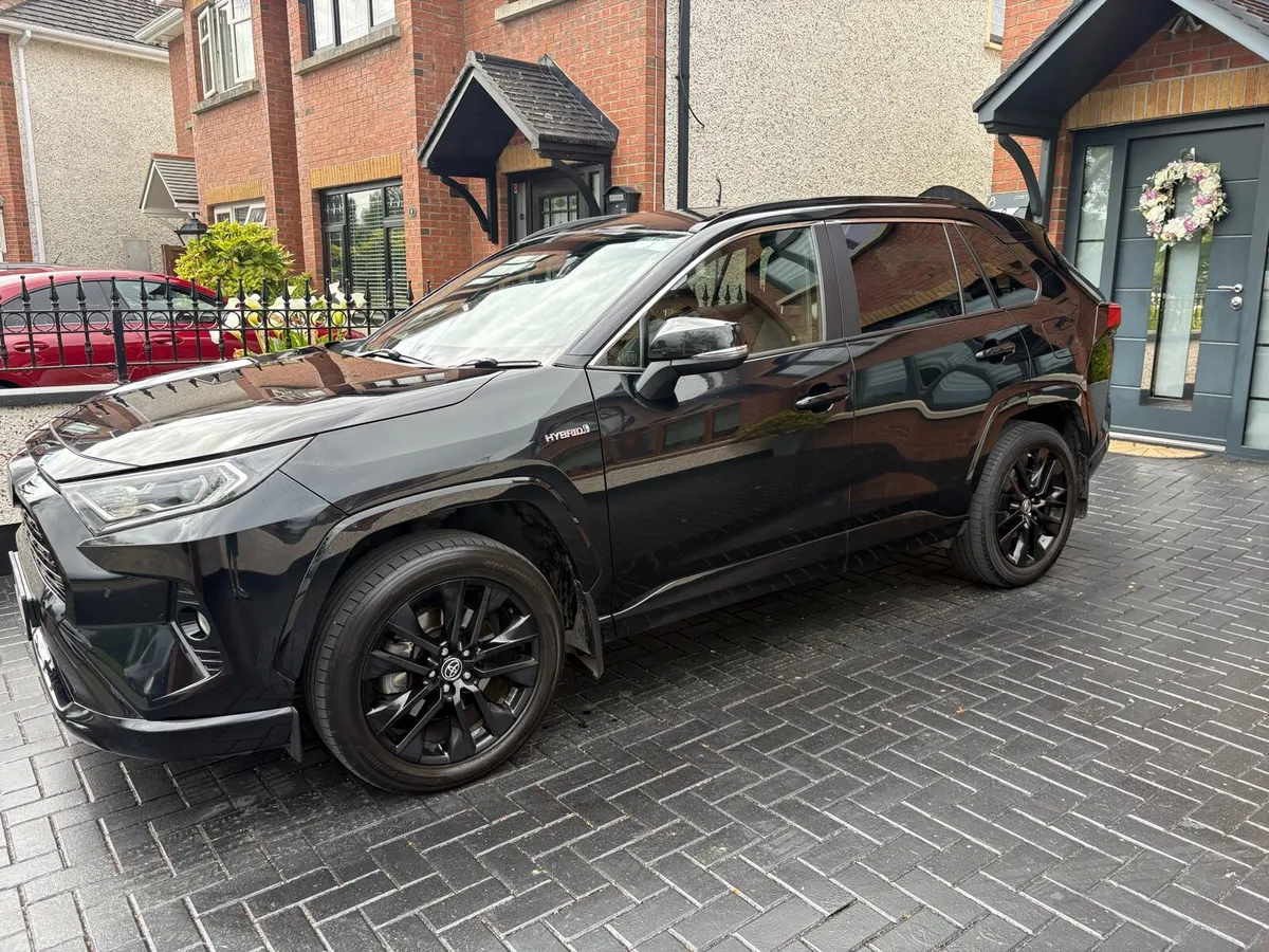 Toyota Rav 4 Black Edition - Image 3