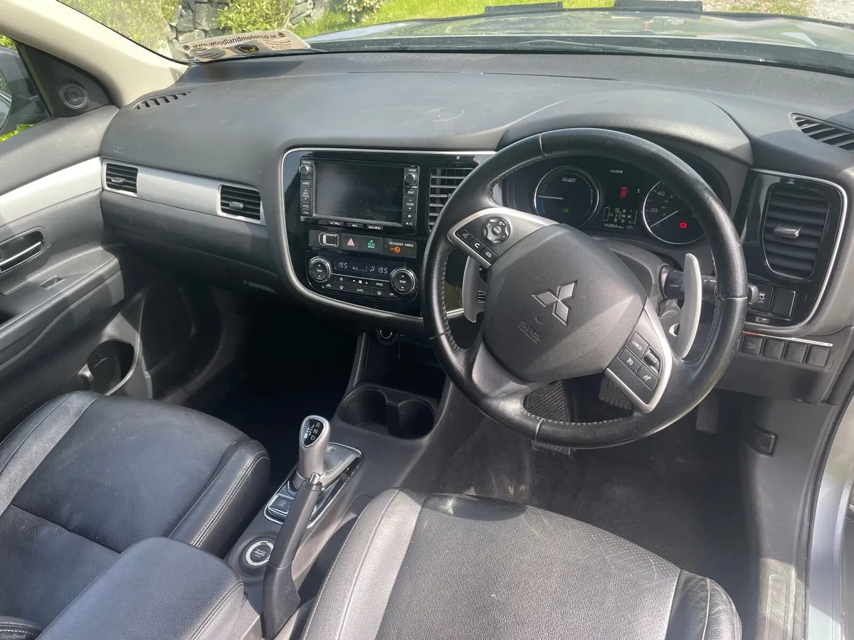 Mitsubishi Outlander PHEV- New NCT - Image 6
