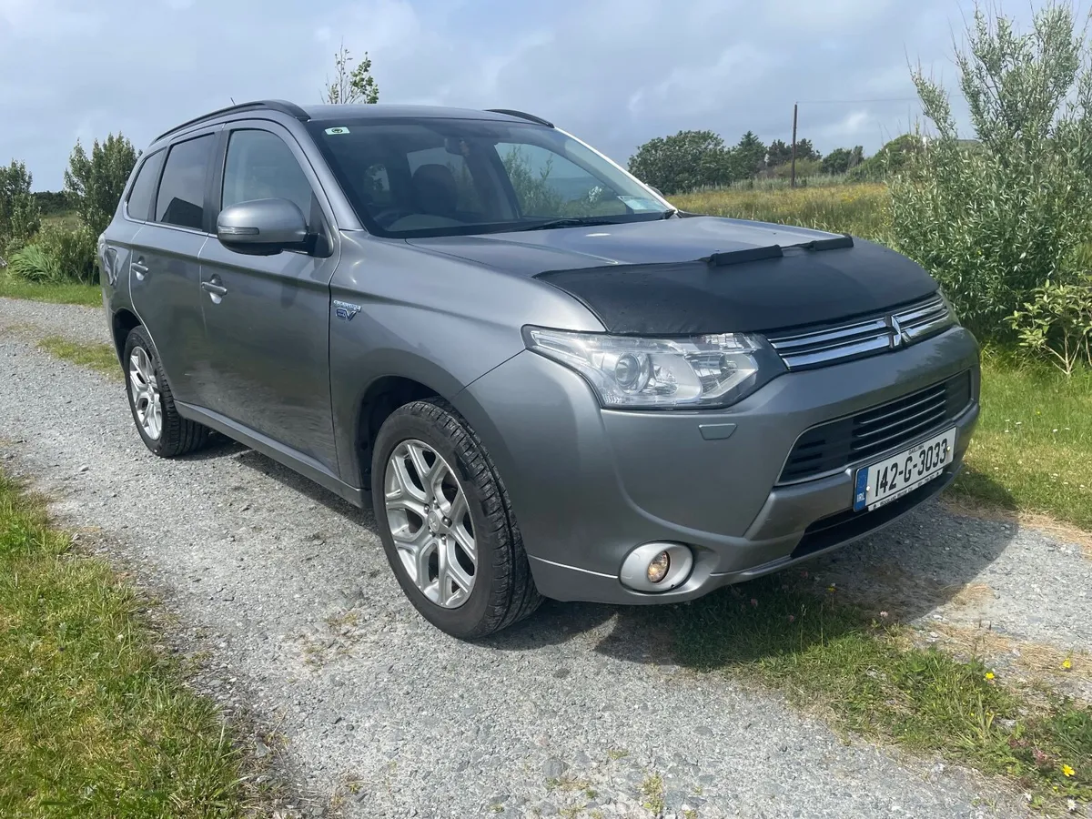 Mitsubishi Outlander PHEV- New NCT - Image 1