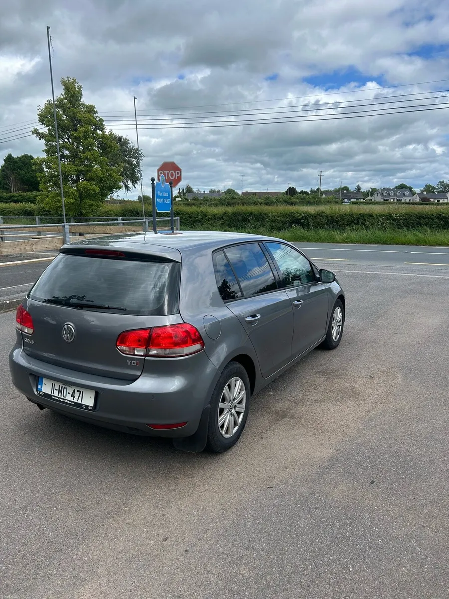 Volkswagen Golf - Image 4