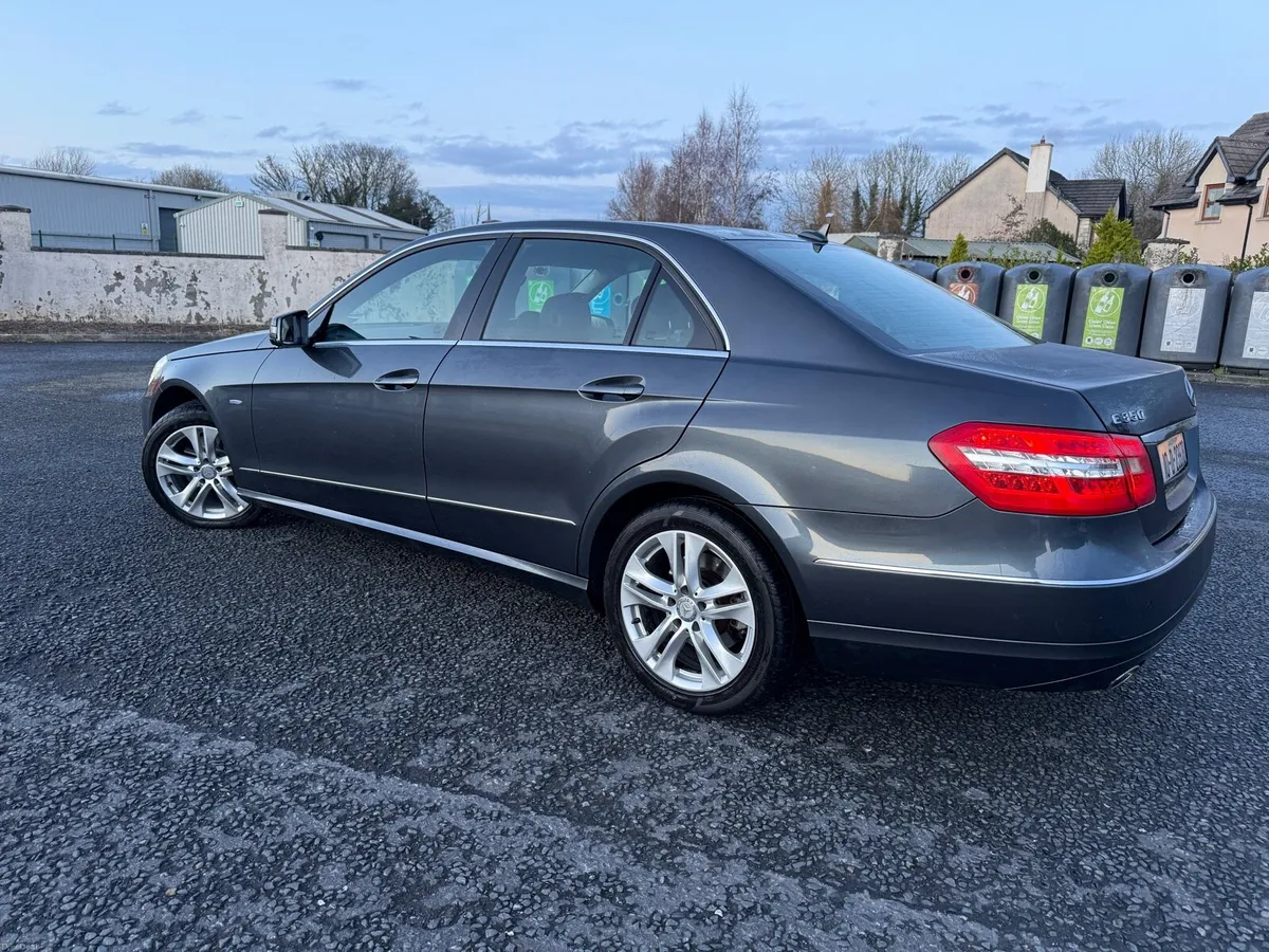 Mercedes Benz E350 - Image 4